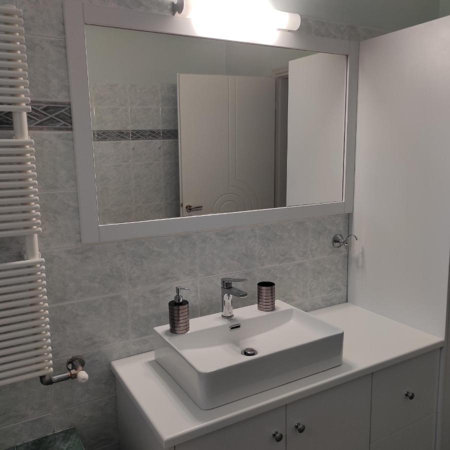 Sea Breeze Villa Ретимно Экстерьер фото
