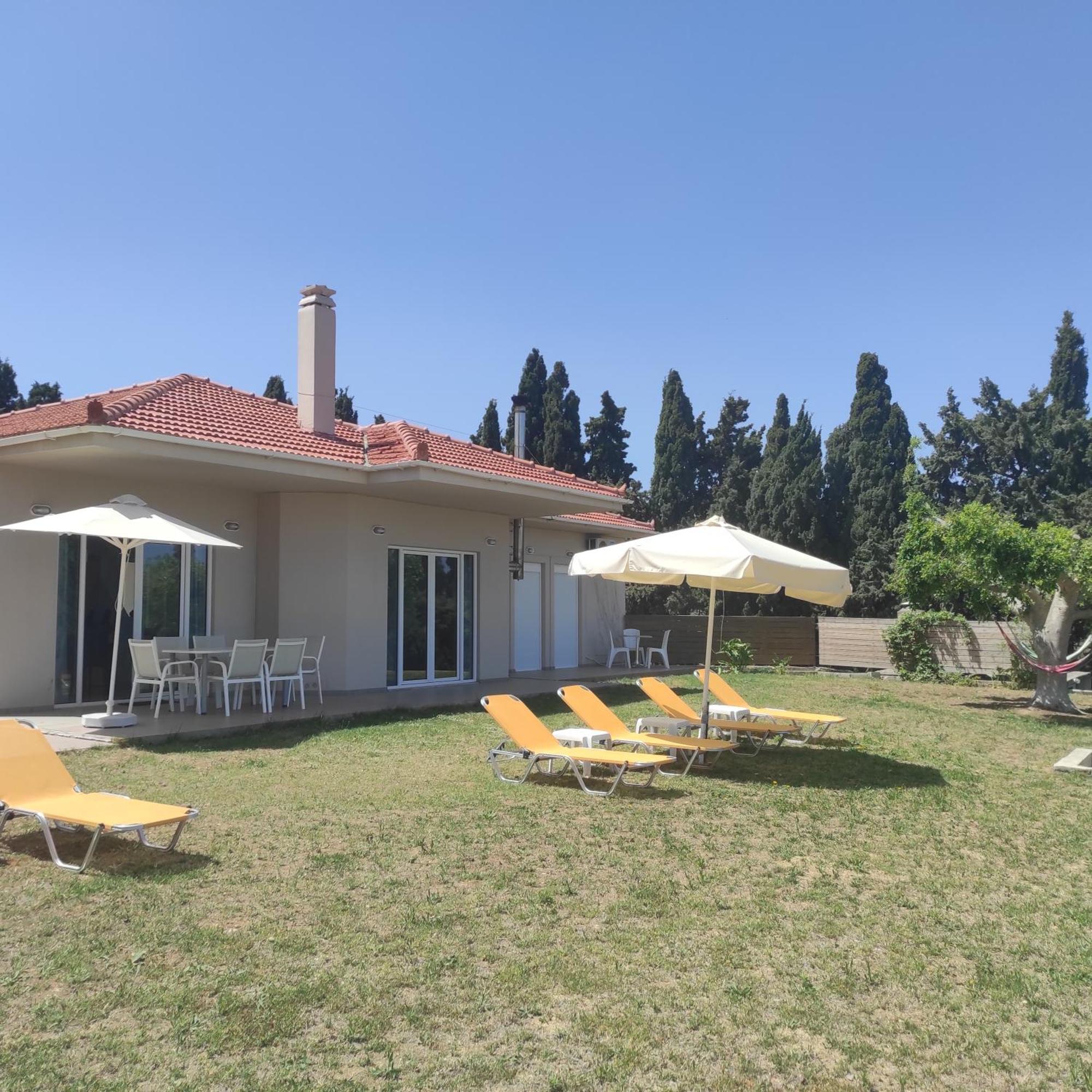 Sea Breeze Villa Ретимно Экстерьер фото